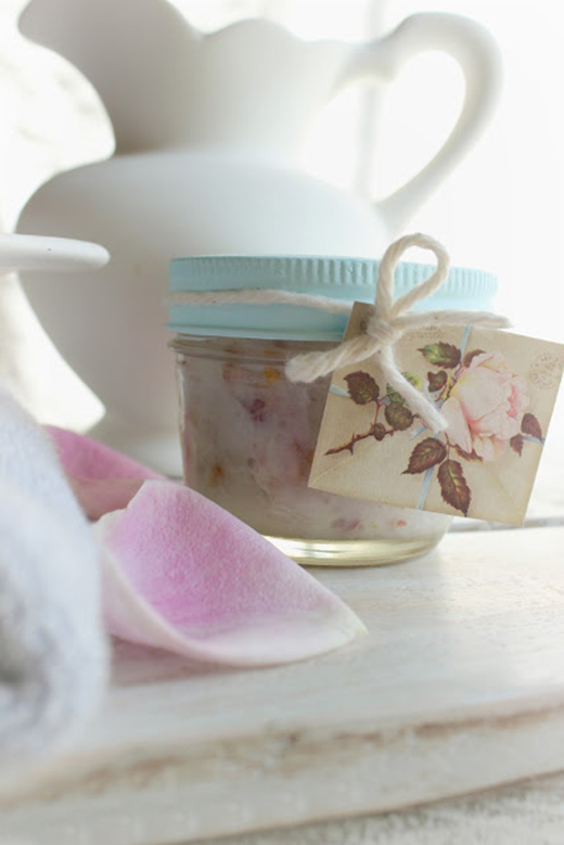 karuda triantafullo body scrub